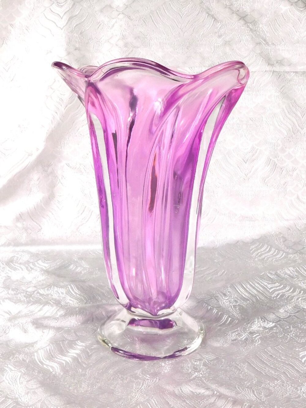 Teleflora Lavendar Grace Twisted Pedastal Vase  # 27523